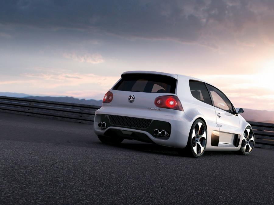  Volkswagen Golf GTi W12 650 Concept 2007 года  (фото 23 из 36)